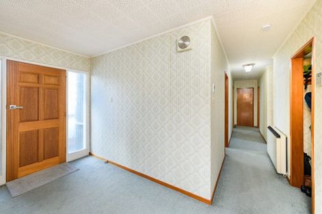 Photo of property in 43 Elmira Avenue, Hokowhitu, Palmerston North, 4410