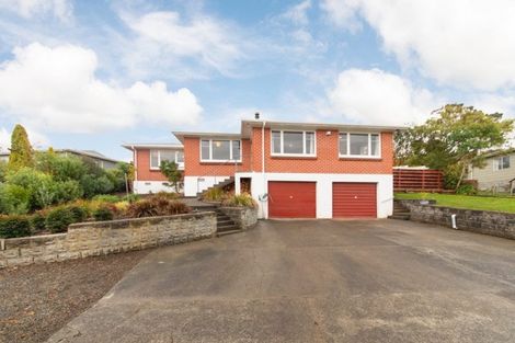 Photo of property in 14 Kowhai Street, Feilding, 4702