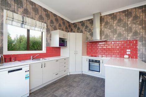 Photo of property in 124 Moulson Street, Strathern, Invercargill, 9812