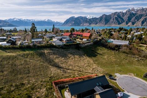 Photo of property in 17 Magpie Place, Lake Hawea, 9382