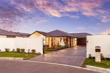 Photo of property in 8 Terrier Lane, Halswell, Christchurch, 8025