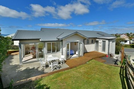 Photo of property in 18 Tamatea Drive, Snells Beach, 0920