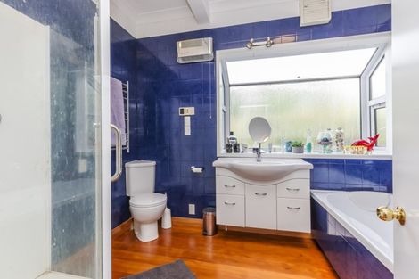Photo of property in 43 Tireti Road, Titahi Bay, Porirua, 5022