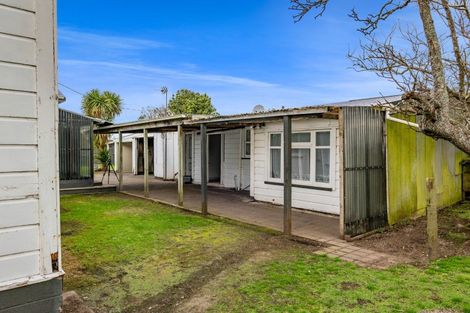 Photo of property in 76 South Road, Manaia, 4612