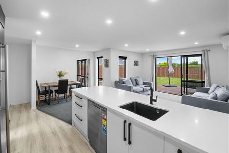 Photo of property in 35a Masefield Drive, Rolleston, 7614