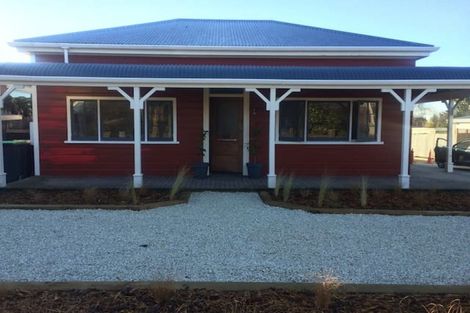 Photo of property in 27 Queen Street, Pareora, 7912