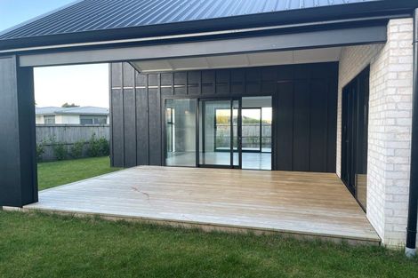 Photo of property in 5 Whanau Avenue, Baverstock, Hamilton, 3200