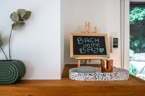 Photo of property in 17 Glen Brook Road, Omiha, Waiheke Island, 1081