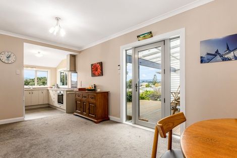 Photo of property in 61 Bayview Road, Paremata, Porirua, 5024