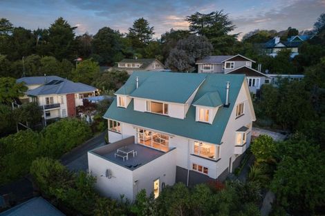 Photo of property in 50 Dyers Pass Road, Cashmere, Christchurch, 8022