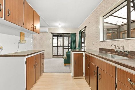 Photo of property in 258 Main Street, Greytown, 5712