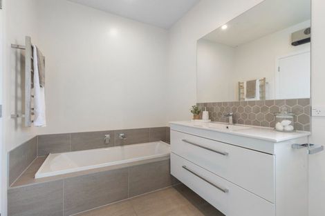 Photo of property in 5 Caledonian Place, Cromwell, 9310