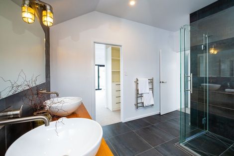 Photo of property in 52 Charles Street, Westshore, Napier, 4110