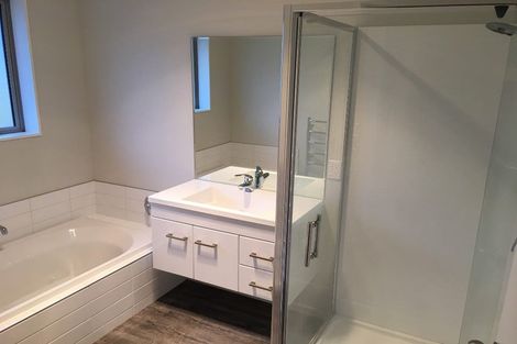 Photo of property in 11a Centennial Avenue, Riccarton, Christchurch, 8041