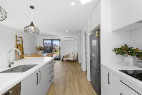 Photo of property in 42 Finstock Way, Rolleston, 7614