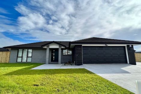 Photo of property in 24 Kerr Crescent, Patumahoe, 2679
