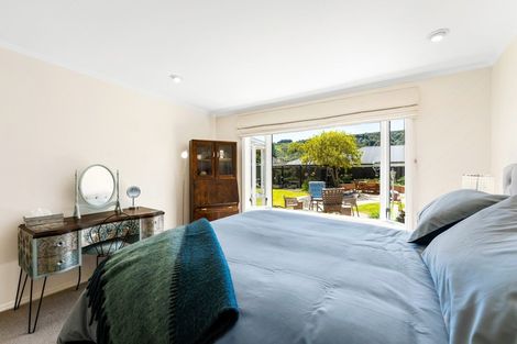 Photo of property in 9 Oak Street, Ebdentown, Upper Hutt, 5018