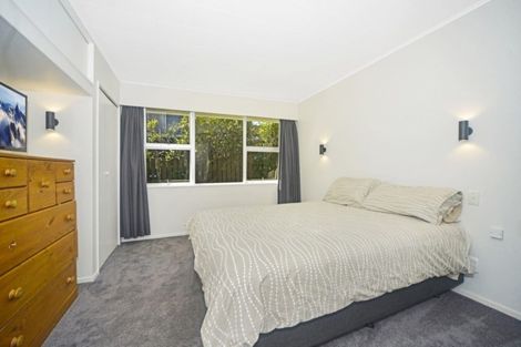 Photo of property in 17 Winara Avenue, Waikanae, 5036