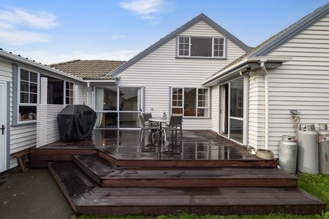 Photo of property in 225 Main Road North, Redwood, Christchurch, 8051