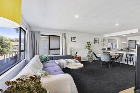 Photo of property in 4/24 Acheron Road, Paremata, Porirua, 5026