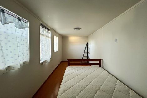 Photo of property in 8 Walters Road, Mount Wellington, Auckland, 1062