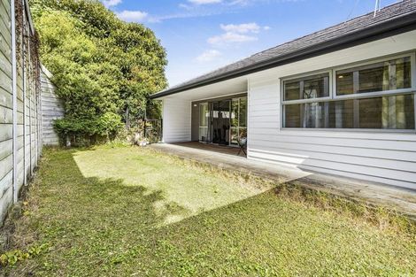 Photo of property in 4/50 Banbury Crescent, Fairfield, Hamilton, 3214