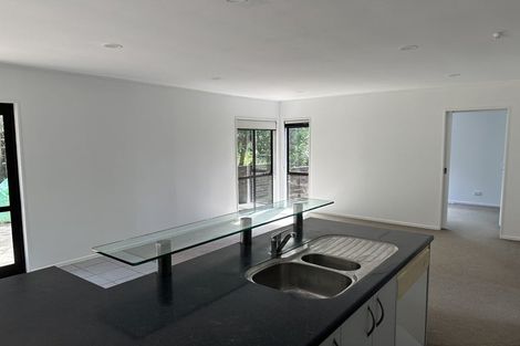 Photo of property in 4/205 Lake Road, Belmont, Auckland, 0622