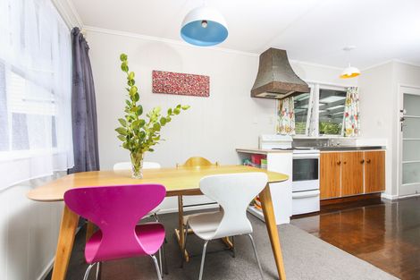 Photo of property in 26 Kirby Street, Glendene, Auckland, 0602