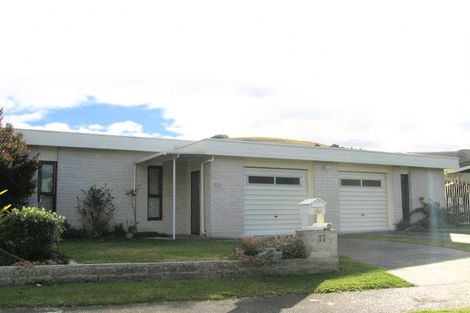 Photo of property in 17 Weathers Place, Taradale, Napier, 4112