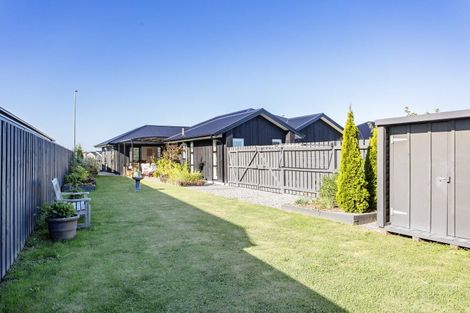 Photo of property in 17 Goldie Drive, Rangiora, 7400