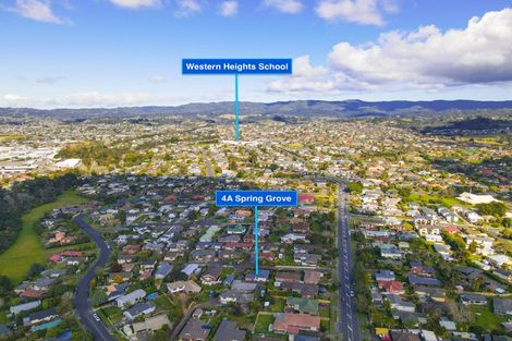 Photo of property in 1/4 Spring Grove, Henderson, Auckland, 0612