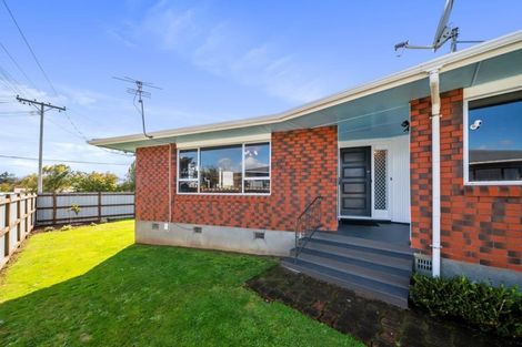 Photo of property in 12 Saxton Road, Upper Vogeltown, New Plymouth, 4310