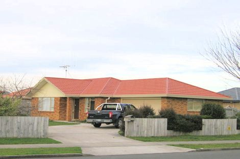 Photo of property in 19 Dorchester Place, Nawton, Hamilton, 3200