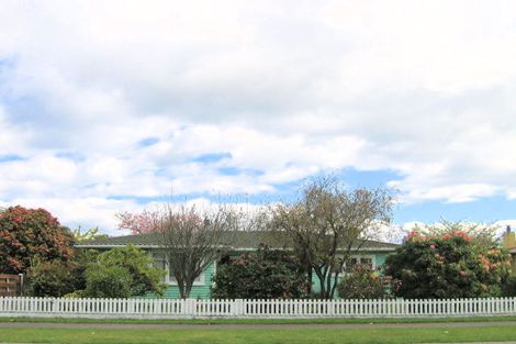 Photo of property in 7 Tamatea Road, Taupo, 3330