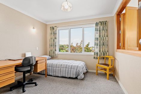 Photo of property in 16 Thistlewood Avenue, Hamilton East, Hamilton, 3216