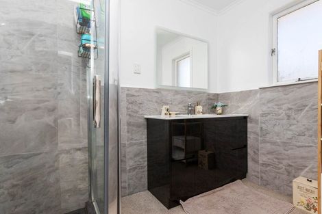 Photo of property in 14 Boon Street, Manurewa, Auckland, 2102