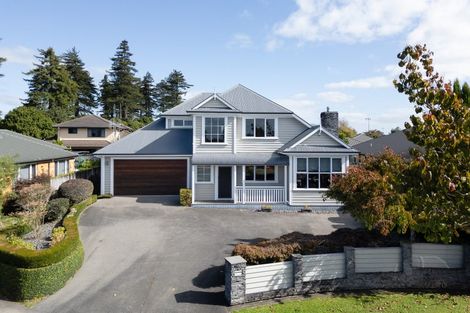 Photo of property in 16 Thistlewood Avenue, Hamilton East, Hamilton, 3216