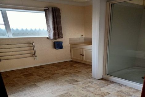 Photo of property in 103 Pahiatua Street, Hokowhitu, Palmerston North, 4410