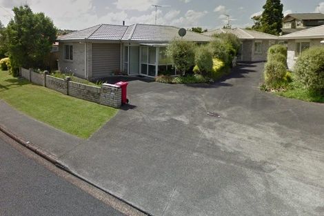 Photo of property in 1/2 Doment Crescent, Orewa, 0931