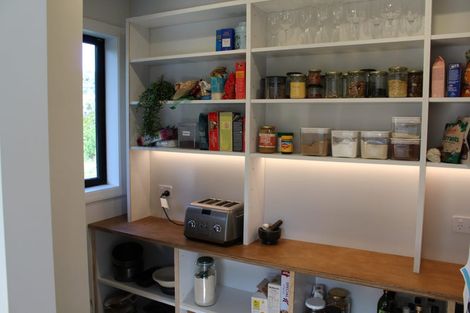 Photo of property in 39 Shandon Road, Vauxhall, Dunedin, 9013