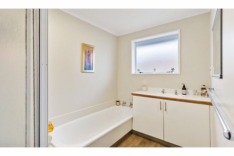 Photo of property in 8 Cross Street, Marchwiel, Timaru, 7910