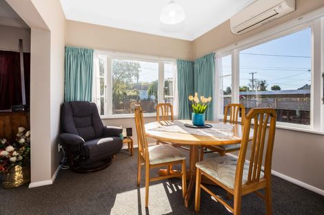 Photo of property in 27 Stanley Street, Wainuiomata, Lower Hutt, 5014