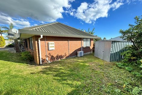 Photo of property in 1/42 Wai Iti Place, Clendon Park, Auckland, 2103