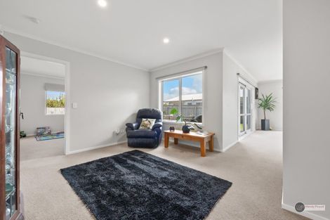 Photo of property in 12 Gardner Place, Otaki, 5512