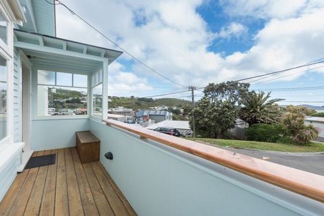 Photo of property in 37 Hudson Street, Island Bay, Wellington, 6023