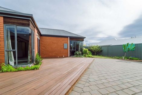 Photo of property in 15 Empress Place, Halswell, Christchurch, 8025