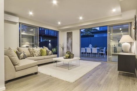 Photo of property in 68a Arran Road, Browns Bay, Auckland, 0630