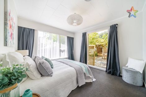 Photo of property in 7 Zeala Grove, Stokes Valley, Lower Hutt, 5019