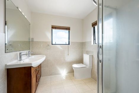 Photo of property in 23 Ballymore Drive, Pinehill, Auckland, 0632