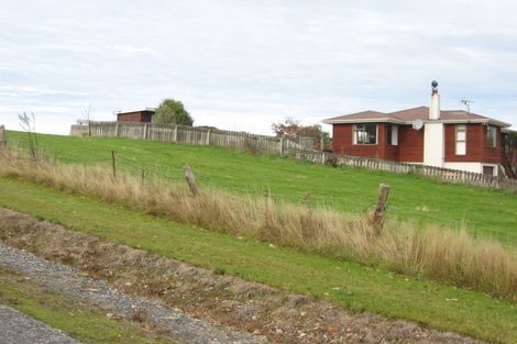 Photo of property in 2 Canna Street, Lawrence, 9532